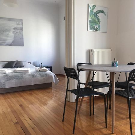 Central 5 Room Apartment Атина Екстериор снимка