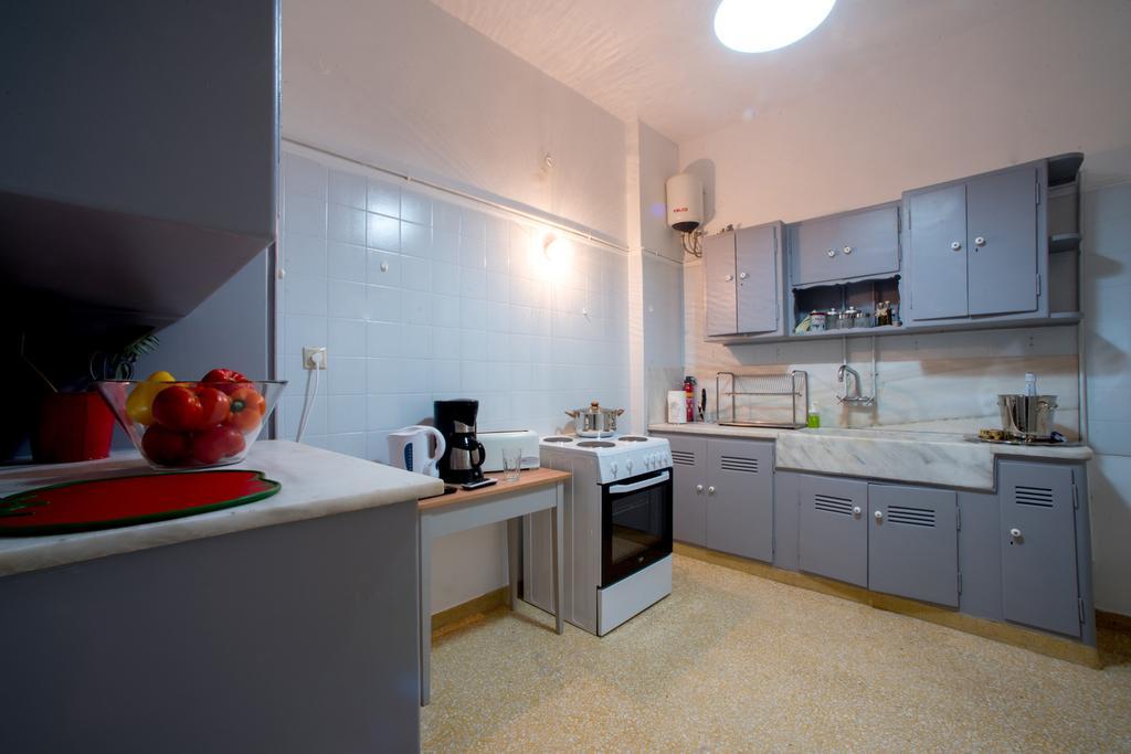 Central 5 Room Apartment Атина Екстериор снимка