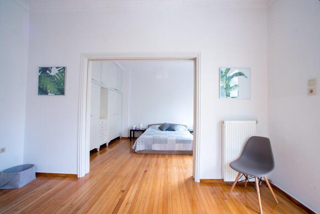 Central 5 Room Apartment Атина Екстериор снимка