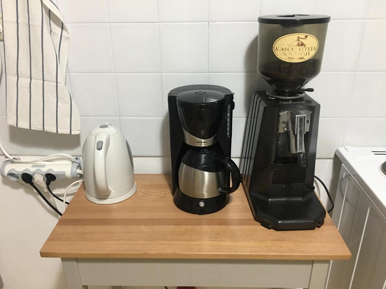Central 5 Room Apartment Атина Екстериор снимка